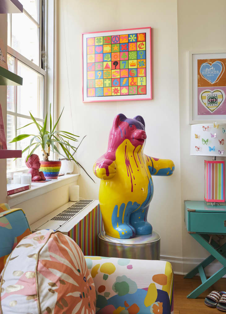 Textile Designer's Rainbow Eclectic New York City Rental Apartment Therapy